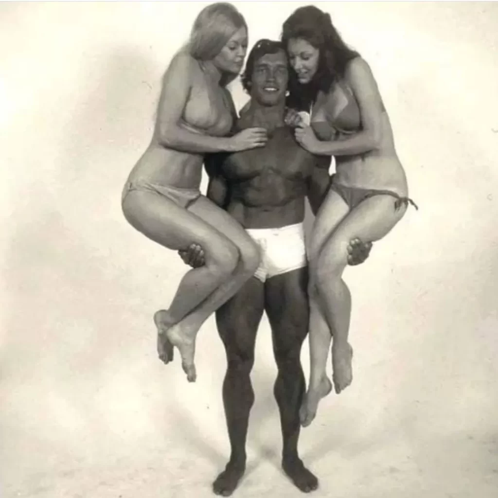 Arnold with girls unseen